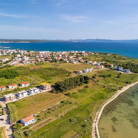 New! Luxury Golden Hour Near The With Heated Pool And Sauna - Ta Leut Agency Villa *