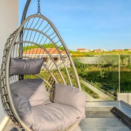 New! Luxury Golden Hour Near The With Heated Pool And Sauna - Ta Leut Agency