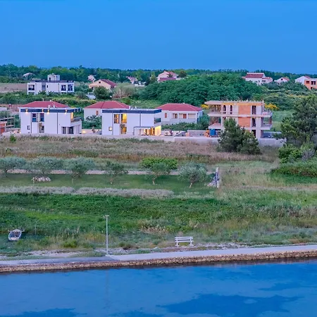 ヴィラ New! Luxury Golden Hour Near The With Heated Pool And Sauna - Ta Leut Agency